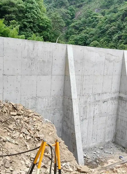 烟台重力式挡土墙